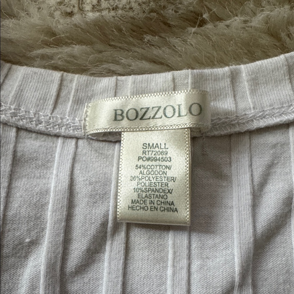 Bozzolo White Ribbed V-Neck Crop Top - Picture 4 of 5